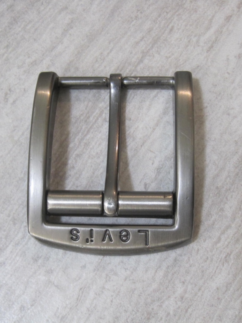 Levi's Unisex Belt Buckle.